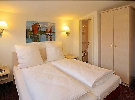 Hotel Hesse Schenefeld  Exterior foto
